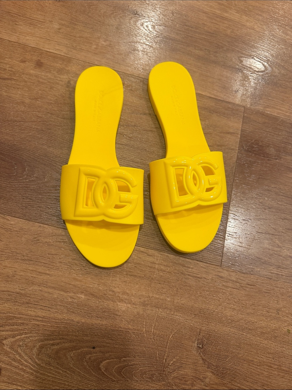 size 38 dolce cabana Yellow Slide Sandals with Raised Logo Detail - Women's